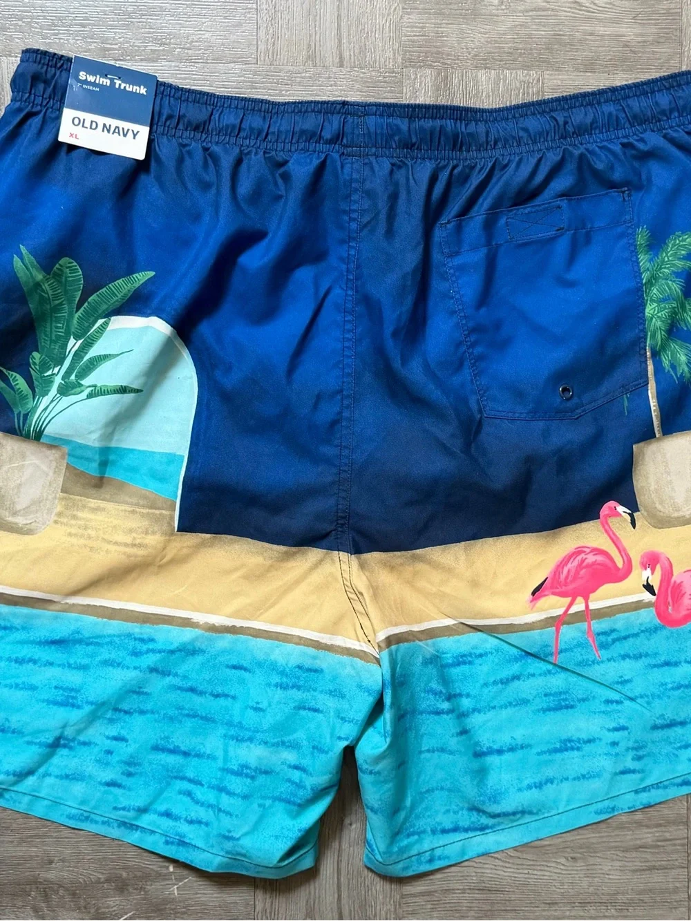NEW Men’s XL Old Navy Swim Trunks Shorts Pink Flamingo UPF 40 Swimsuit X-Large